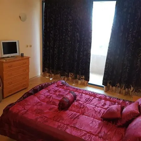Apartments * Sluneční pobřeží